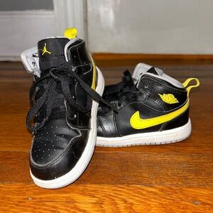Toddler Nike Air Jordan 1 TD Mid Vibrant Yellow Black